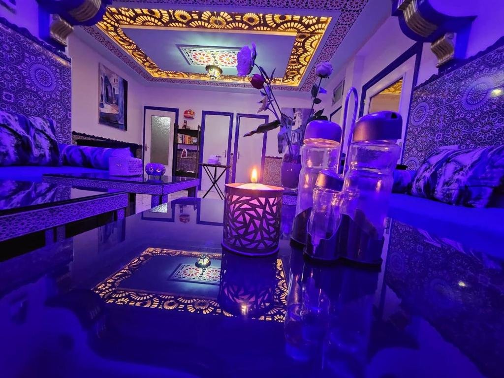 Bluemoon house
